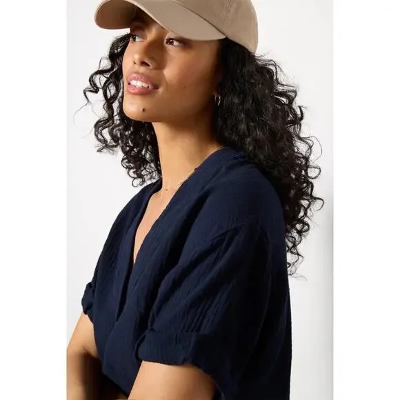 Xirena Avery Cotton Top in North Star Navy Blue Gauze Muslin - Picture 7 of 11